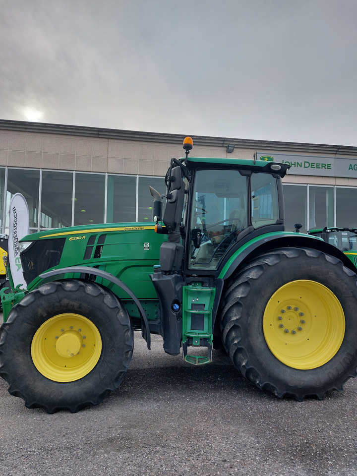 JOHN DEERE 6230R - 장궤형 트랙터 : 사진 3 JOHN DEERE 6230R - 장궤형 트랙터 : 사진 3