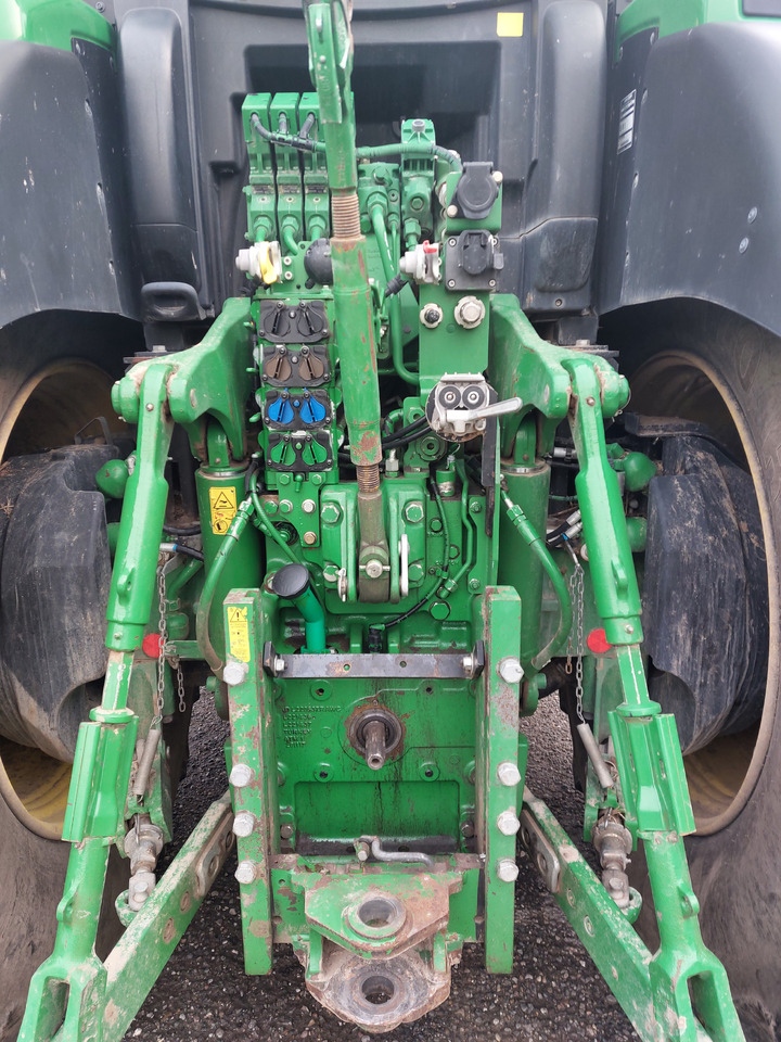 JOHN DEERE 6230R - 장궤형 트랙터 : 사진 5 JOHN DEERE 6230R - 장궤형 트랙터 : 사진 5