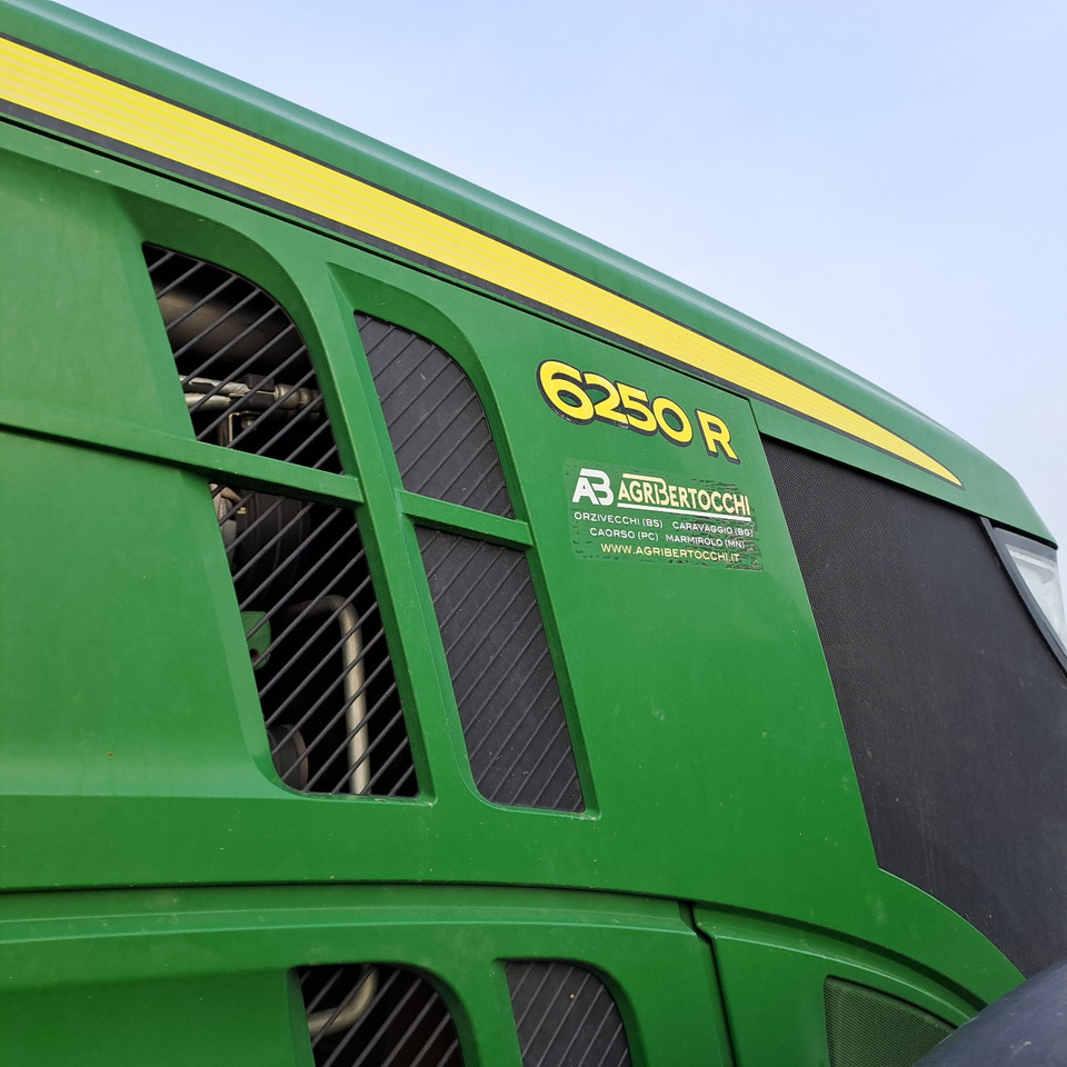 JOHN DEERE 6250R PREMIUM EDITION - 장궤형 트랙터 : 사진 5 JOHN DEERE 6250R PREMIUM EDITION - 장궤형 트랙터 : 사진 5