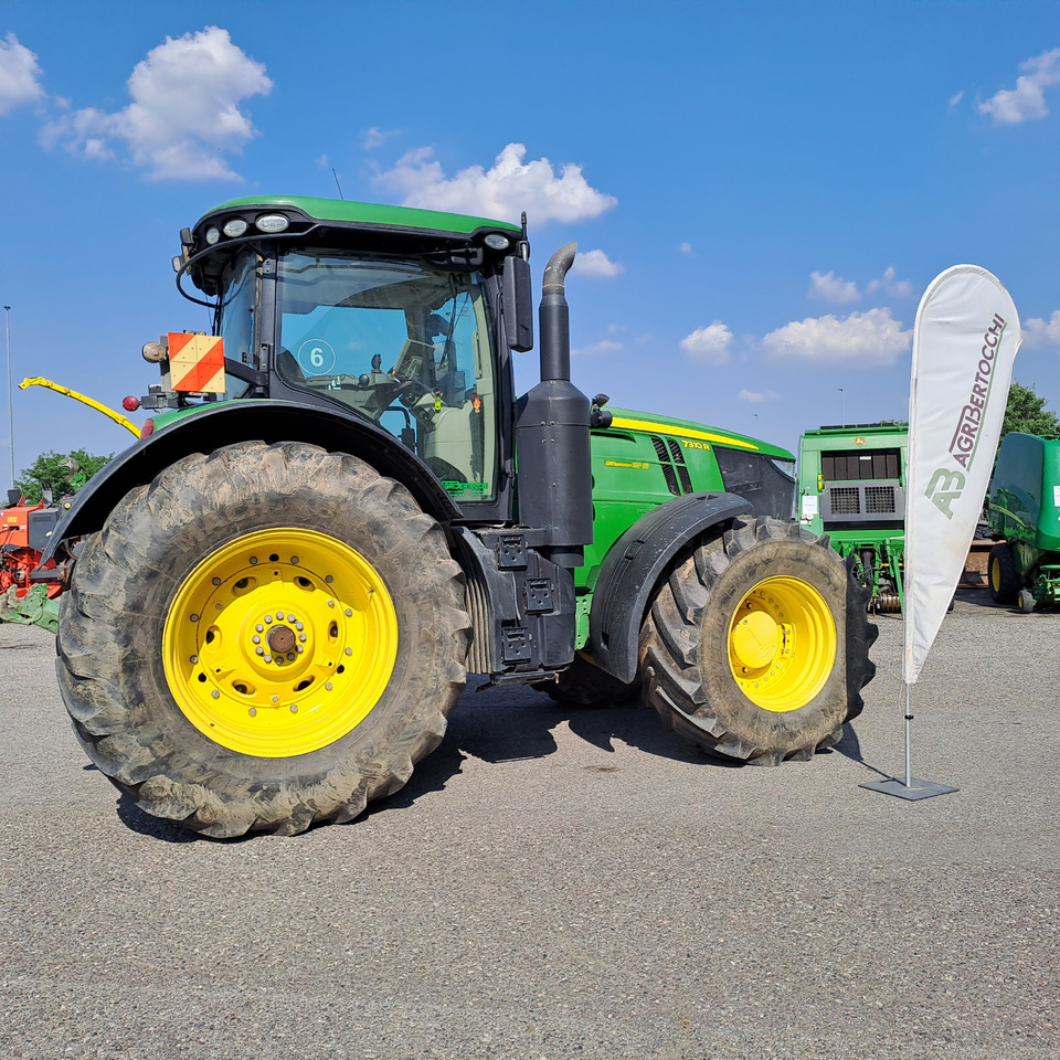 JOHN DEERE 7310R - 장궤형 트랙터 : 사진 3 JOHN DEERE 7310R - 장궤형 트랙터 : 사진 3