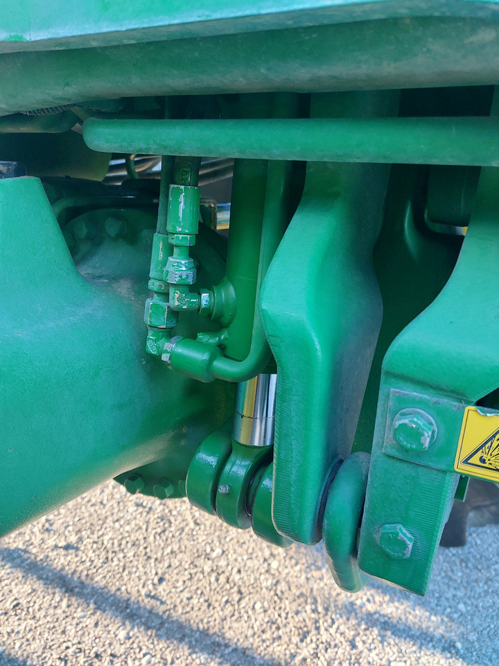 JOHN DEEREE 6210R - 장궤형 트랙터 : 사진 2 JOHN DEEREE 6210R - 장궤형 트랙터 : 사진 2