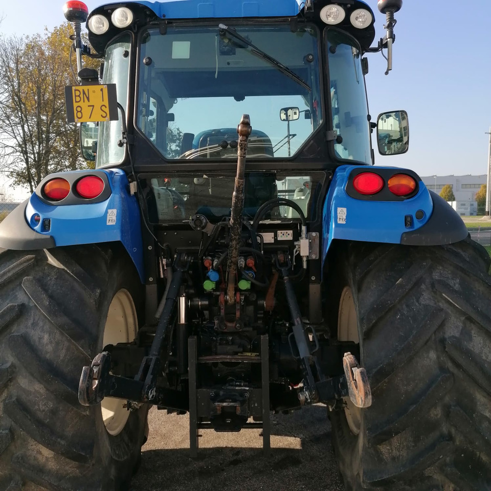 NEW HOLLAND T4.105 - 장궤형 트랙터 : 사진 3 NEW HOLLAND T4.105 - 장궤형 트랙터 : 사진 3