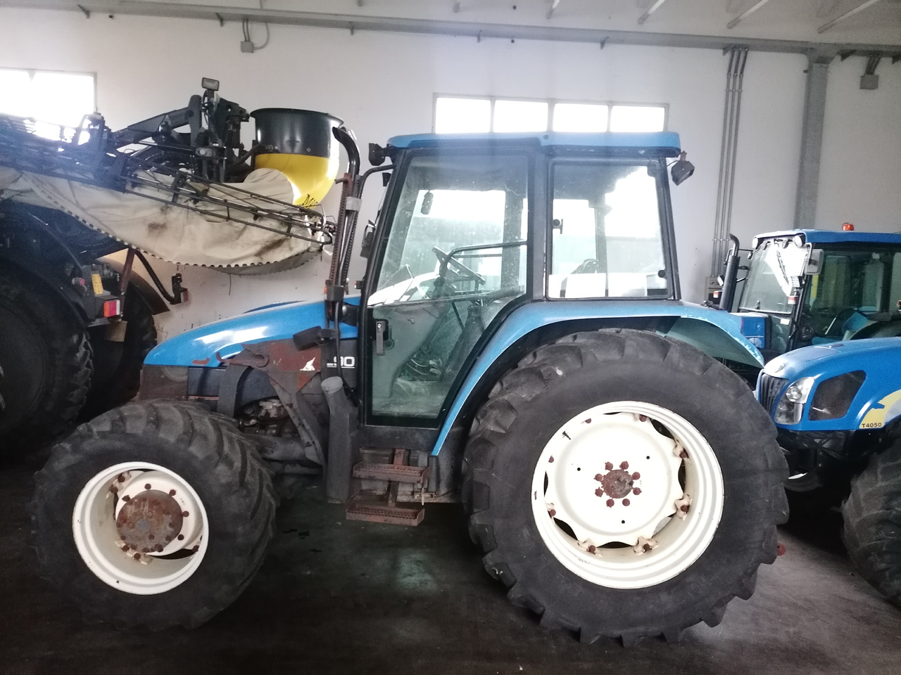 NEW HOLLAND TL 90 - 장궤형 트랙터 : 사진 4 NEW HOLLAND TL 90 - 장궤형 트랙터 : 사진 4