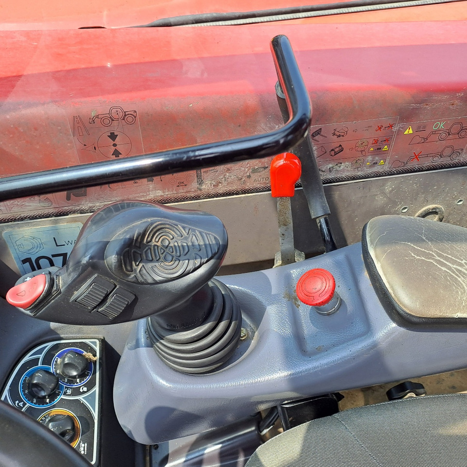 텔레스코픽 핸들러 TELESCOPICO MANITOU MLT 840-137 PS : 사진 9