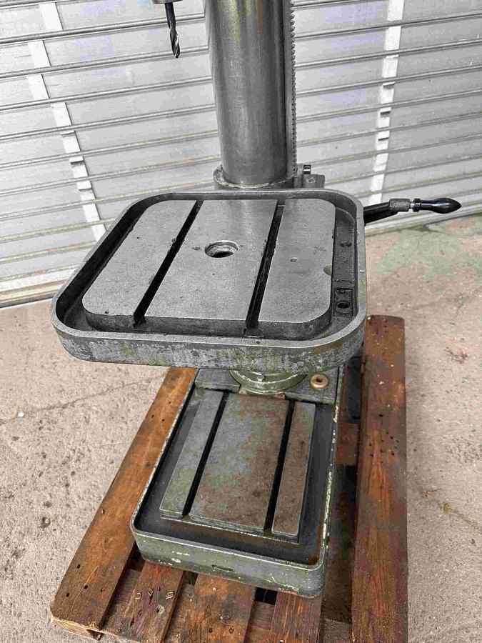 Säulenbohrmaschine ALZMETALL - 벤치 드릴 : 사진 2 Säulenbohrmaschine ALZMETALL - 벤치 드릴 : 사진 2