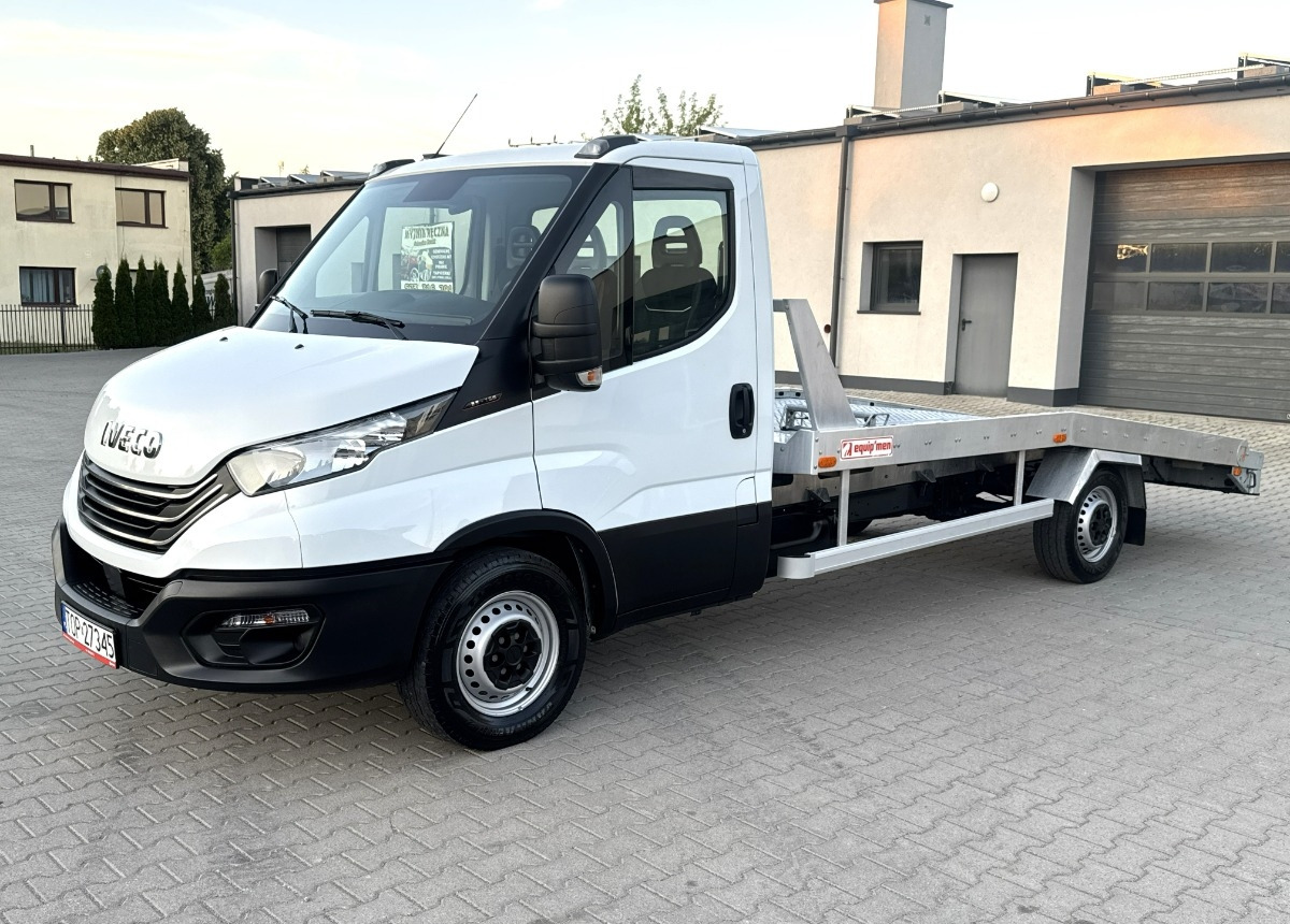 Iveco Daily 3.0 160KM Rok 2022 55 tys km przebiegu AUTOLAWETA Najazd laweta - 자동 운반 장치 트럭 : 사진 2 Iveco Daily 3.0 160KM Rok 2022 55 tys km przebiegu AUTOLAWETA Najazd laweta - 자동 운반 장치 트럭 : 사진 2