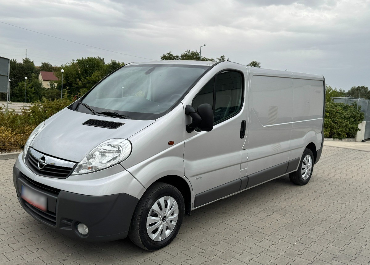 Opel Vivaro 2.0 DCI 115KM 2013 Rok SERWISOWANY Bezwypadkowy Super Stan - 패널 밴 : 사진 1 Opel Vivaro 2.0 DCI 115KM 2013 Rok SERWISOWANY Bezwypadkowy Super Stan - 패널 밴 : 사진 1