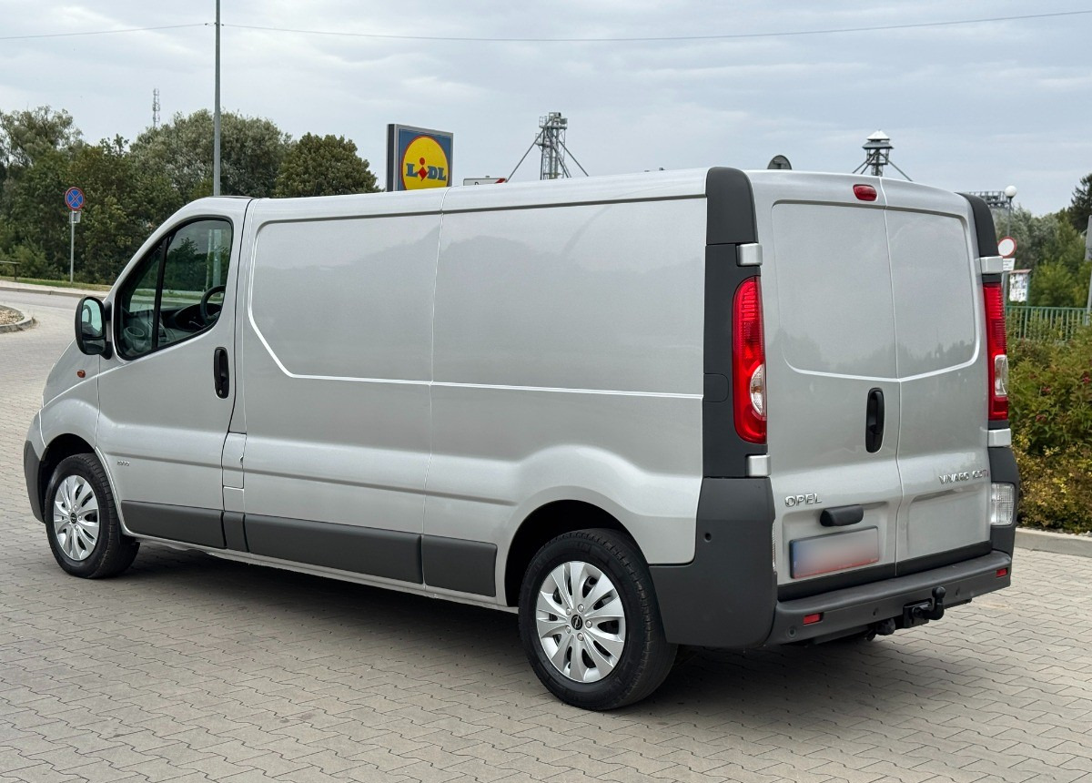 Opel Vivaro 2.0 DCI 115KM 2013 Rok SERWISOWANY Bezwypadkowy Super Stan - 패널 밴 : 사진 2 Opel Vivaro 2.0 DCI 115KM 2013 Rok SERWISOWANY Bezwypadkowy Super Stan - 패널 밴 : 사진 2