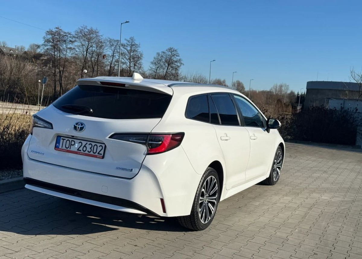 Toyota Corolla 1.8 Hybrid Active Niski przebieg LED FV23 W SUPER STANIE - 차량 : 사진 2 Toyota Corolla 1.8 Hybrid Active Niski przebieg LED FV23 W SUPER STANIE - 차량 : 사진 2