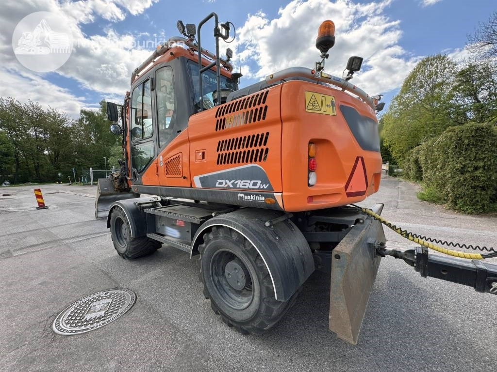 Doosan DX 160 W - 휠 굴삭기 : 사진 2 Doosan DX 160 W - 휠 굴삭기 : 사진 2