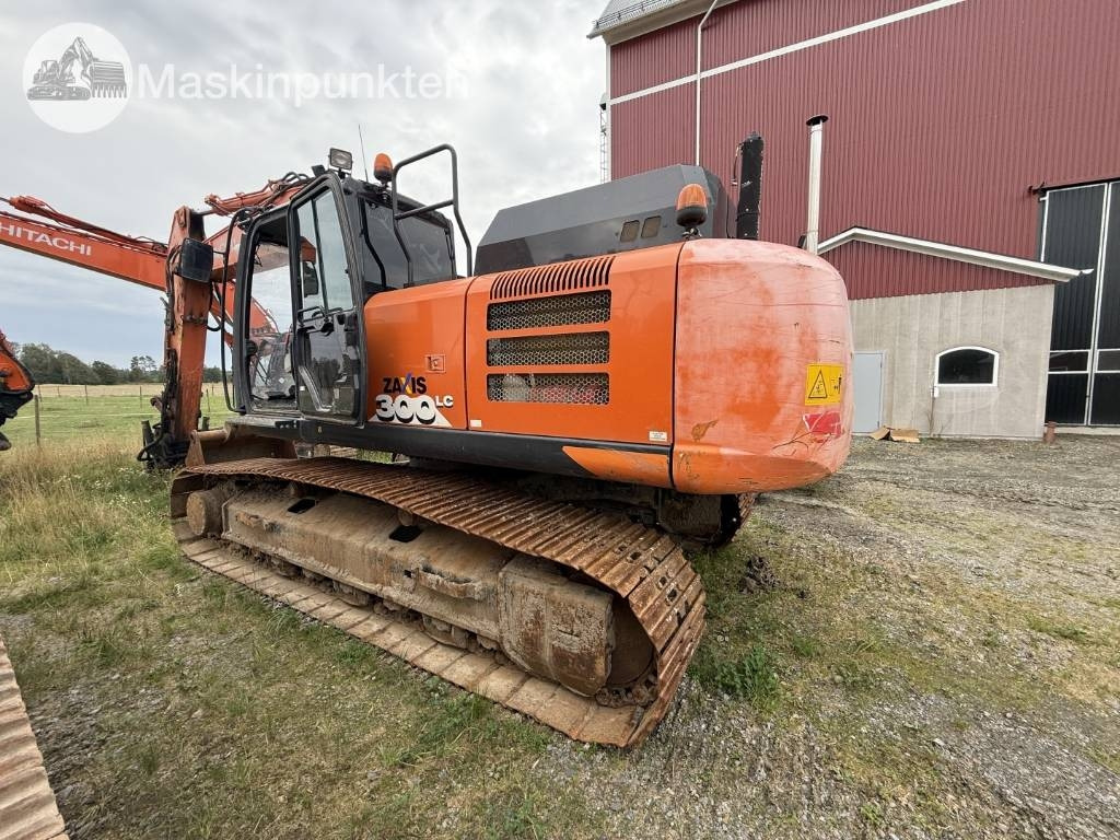 Hitachi ZX 300 LC-6 - 크롤러 굴삭기 : 사진 1 Hitachi ZX 300 LC-6 - 크롤러 굴삭기 : 사진 1