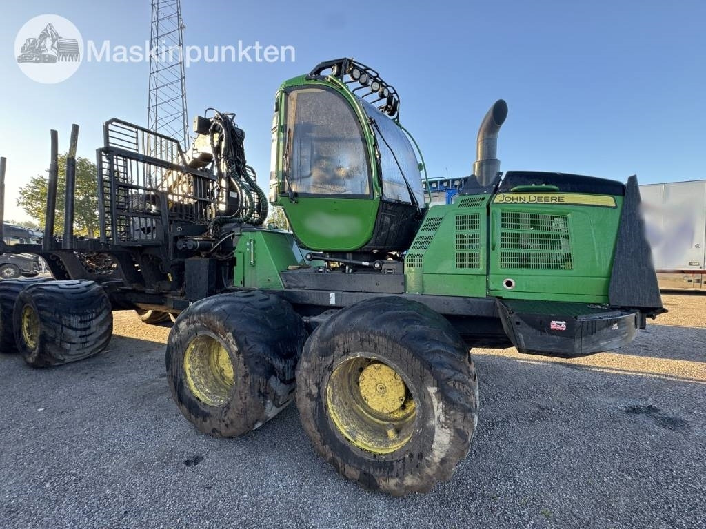 John Deere 1510 E - 포워더 : 사진 4 John Deere 1510 E - 포워더 : 사진 4