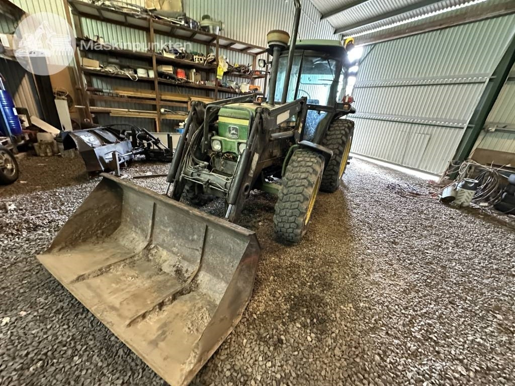 John Deere 2650 - 장궤형 트랙터 : 사진 2 John Deere 2650 - 장궤형 트랙터 : 사진 2