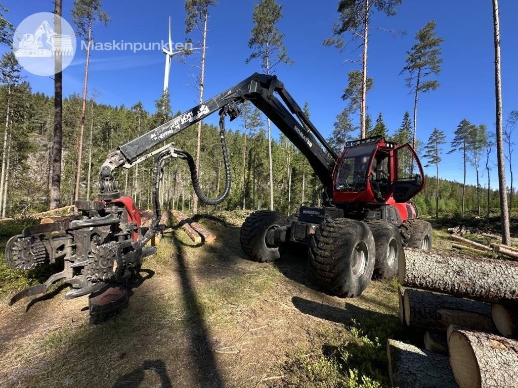 Komatsu 951 - 산림용 수확기 : 사진 2 Komatsu 951 - 산림용 수확기 : 사진 2