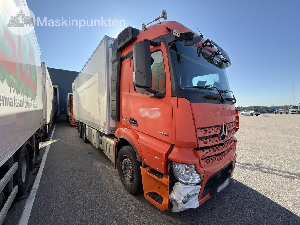 Mercedes-Benz Actros 2551 - 냉동탑차 : 사진 3 Mercedes-Benz Actros 2551 - 냉동탑차 : 사진 3