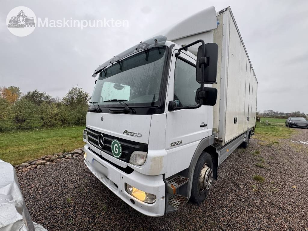 Mercedes-Benz Atego 1223 - 박스 트럭 : 사진 1 Mercedes-Benz Atego 1223 - 박스 트럭 : 사진 1