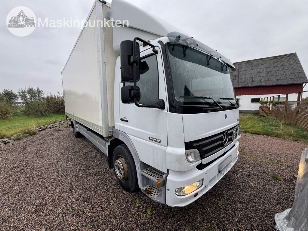 Mercedes-Benz Atego 1223 - 박스 트럭 : 사진 4 Mercedes-Benz Atego 1223 - 박스 트럭 : 사진 4