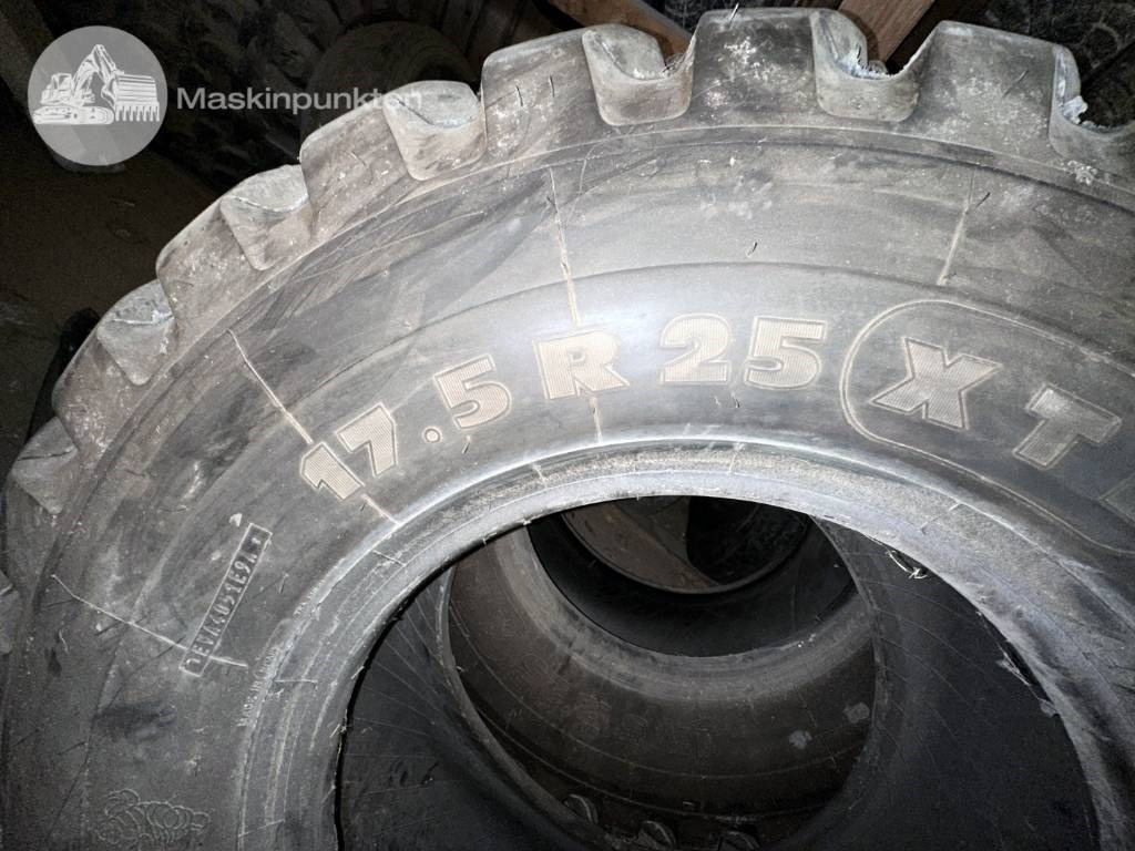 Michelin 17.5R25 Hjullastardäck - 타이어 건설기계 용 : 사진 5 Michelin 17.5R25 Hjullastardäck - 타이어 건설기계 용 : 사진 5