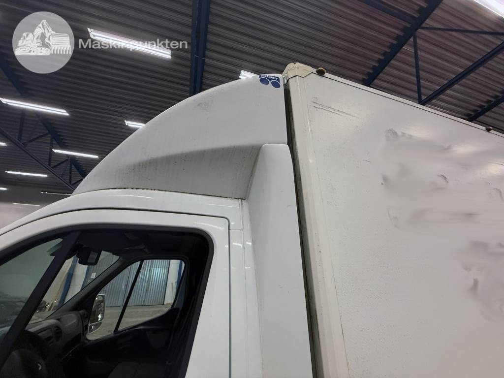 박스 밴 Renault Master 150 DCI : 사진 17