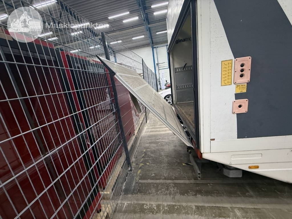 박스 밴 Renault Master 150 DCI : 사진 33