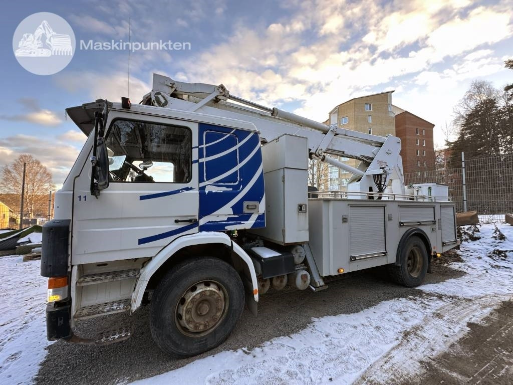 Scania P 92 M - 트럭 탑재 고가작업 플랫폼 : 사진 2 Scania P 92 M - 트럭 탑재 고가작업 플랫폼 : 사진 2