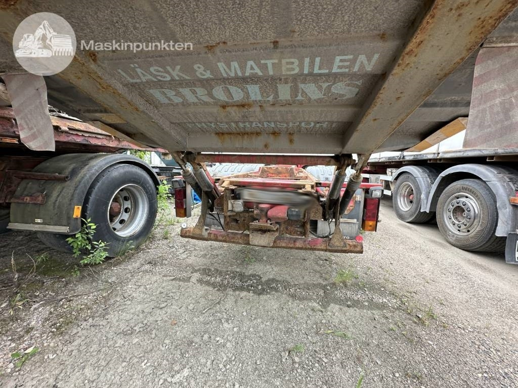 Scania R 124 LB - 컨테이너 운반 장치/ 스와프 보디 트럭 : 사진 5 Scania R 124 LB - 컨테이너 운반 장치/ 스와프 보디 트럭 : 사진 5