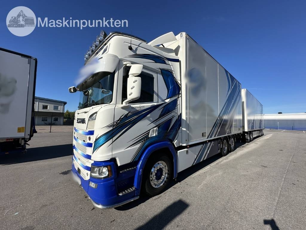 Scania R 520 - 박스 트럭 : 사진 1 Scania R 520 - 박스 트럭 : 사진 1