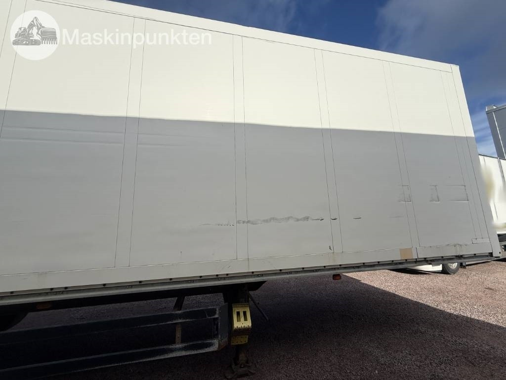 Schmitz SKO 24 - 밀폐형 박스 세미 트레일러 : 사진 4 Schmitz SKO 24 - 밀폐형 박스 세미 트레일러 : 사진 4