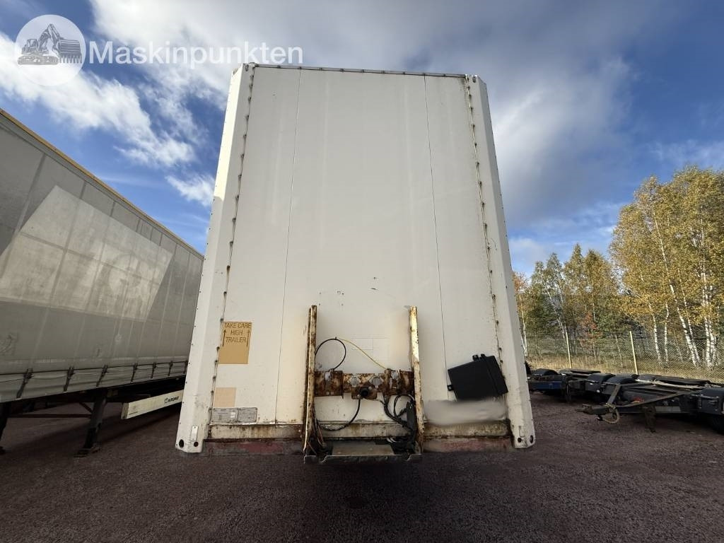 Schmitz SKO 24 - 밀폐형 박스 세미 트레일러 : 사진 2 Schmitz SKO 24 - 밀폐형 박스 세미 트레일러 : 사진 2