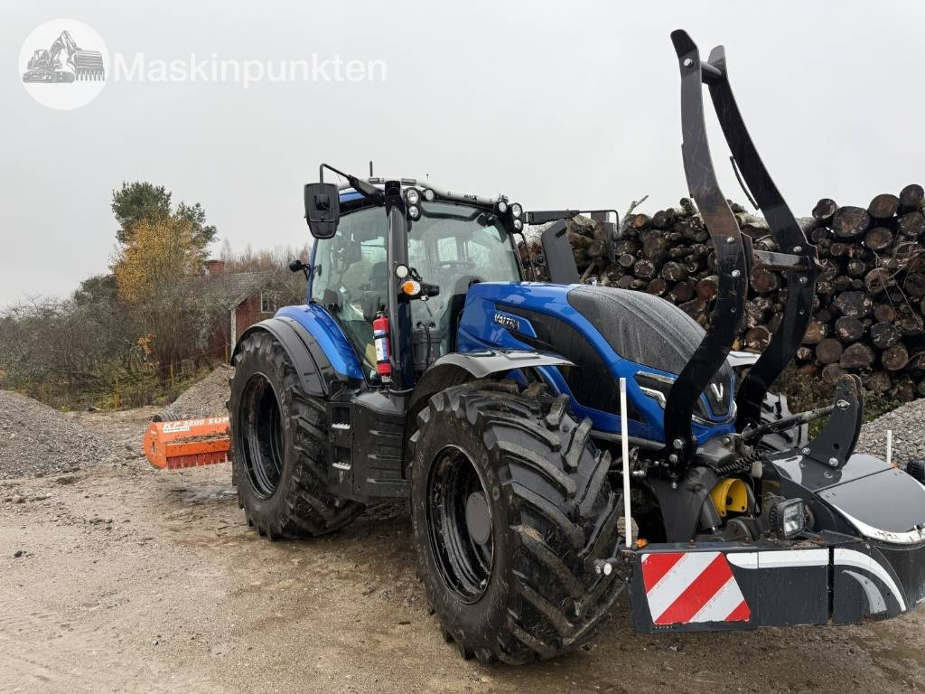 Valtra T 255 MED KRAN OCH AGGREGAT! - 산림용 트랙터 : 사진 1 Valtra T 255 MED KRAN OCH AGGREGAT! - 산림용 트랙터 : 사진 1