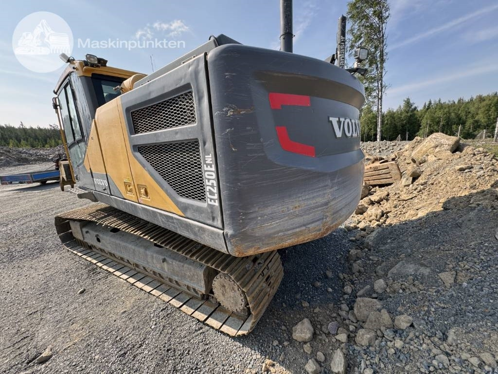 Volvo EC 250 E N L - 크롤러 굴삭기 : 사진 3 Volvo EC 250 E N L - 크롤러 굴삭기 : 사진 3