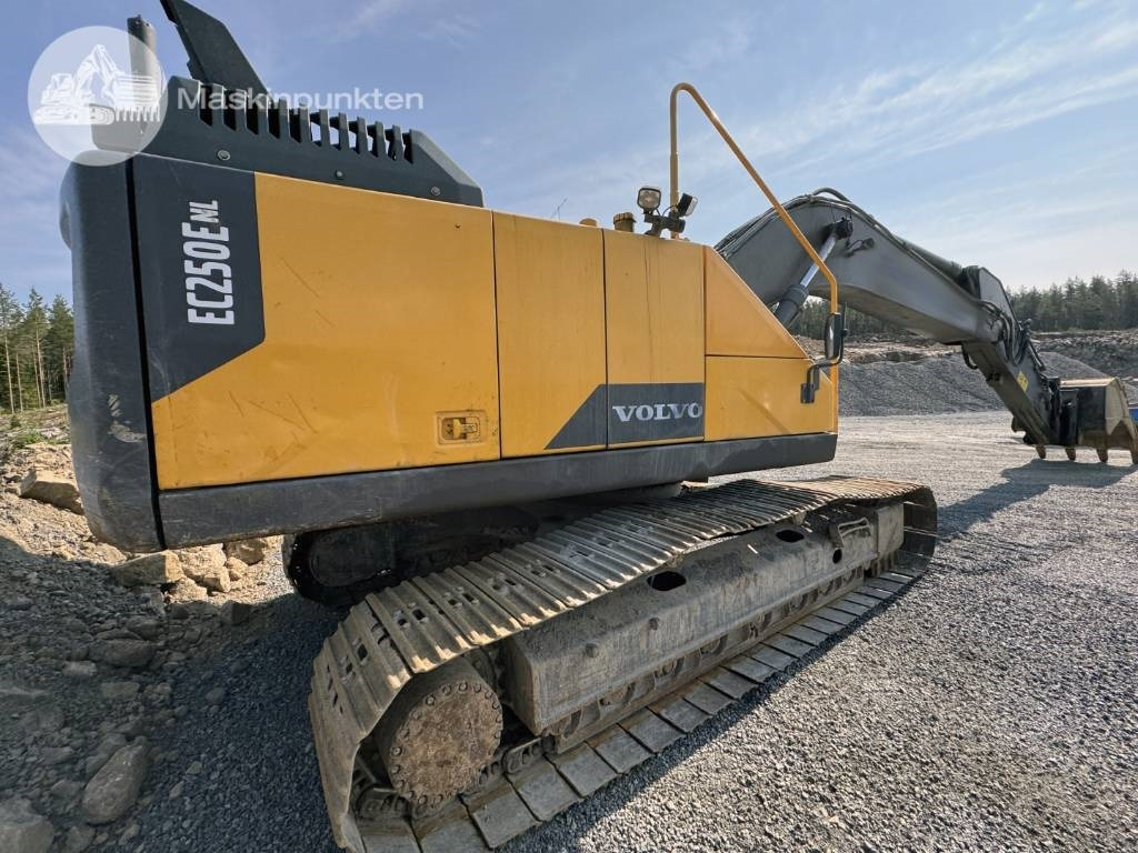 Volvo EC 250 E N L - 크롤러 굴삭기 : 사진 4 Volvo EC 250 E N L - 크롤러 굴삭기 : 사진 4