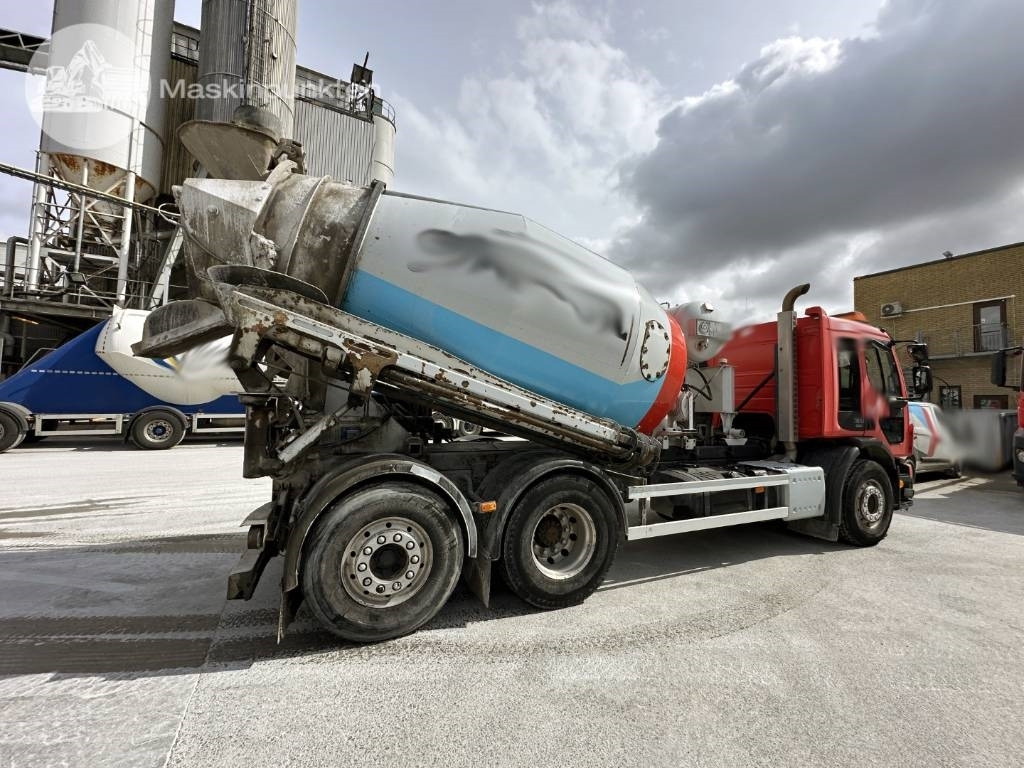 Volvo FE 320 - 콘크리트 믹서 트럭 : 사진 2 Volvo FE 320 - 콘크리트 믹서 트럭 : 사진 2