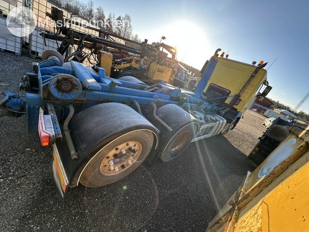 Volvo FH 12 - 후크 리프트 트럭 : 사진 4 Volvo FH 12 - 후크 리프트 트럭 : 사진 4