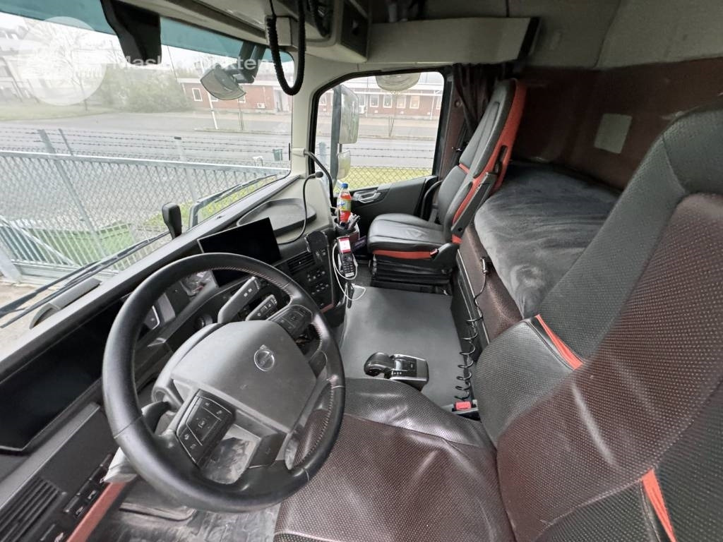 리스 Volvo FH 16 750  Volvo FH 16 750 : 사진 34 리스 Volvo FH 16 750  Volvo FH 16 750 : 사진 34