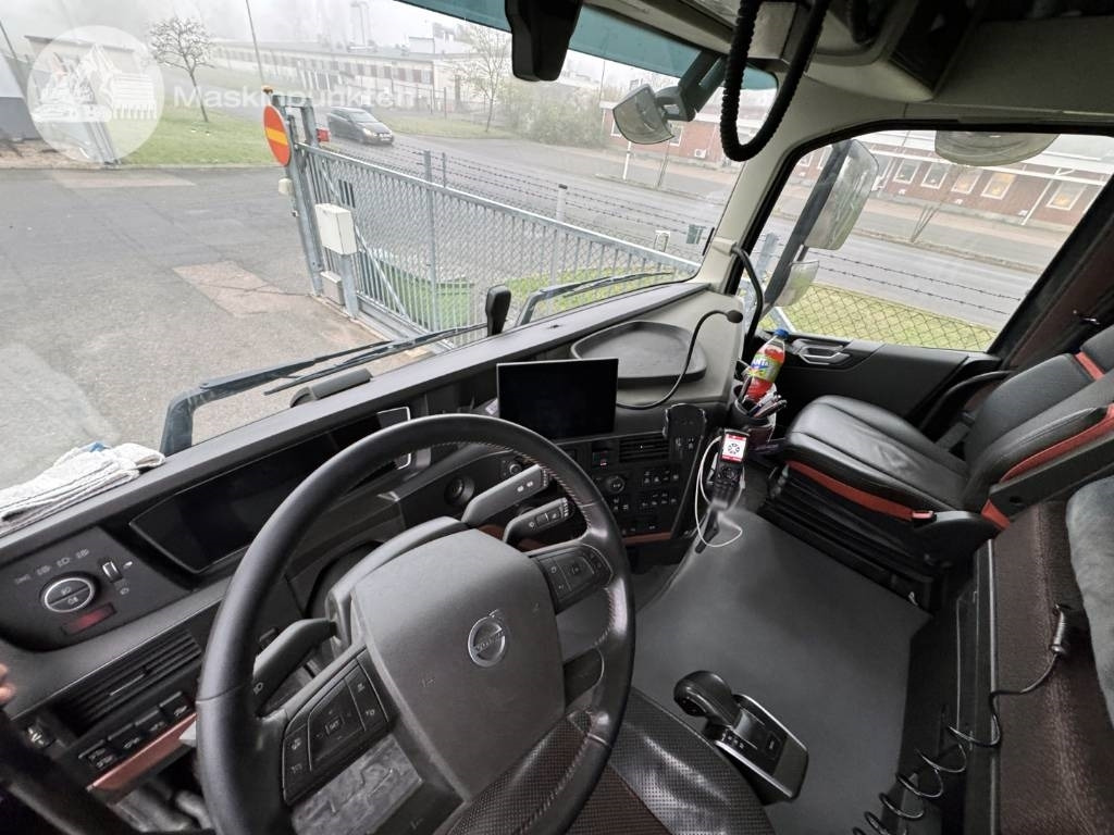리스 Volvo FH 16 750  Volvo FH 16 750 : 사진 35 리스 Volvo FH 16 750  Volvo FH 16 750 : 사진 35