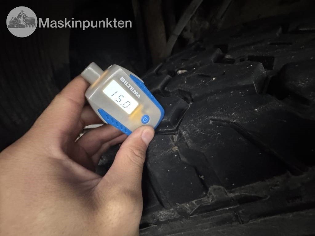 Volvo FH 8*4 Tridem lastväxlare - 후크 리프트 트럭 : 사진 5 Volvo FH 8*4 Tridem lastväxlare - 후크 리프트 트럭 : 사진 5