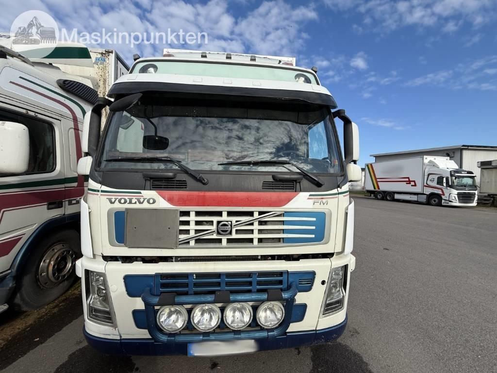 Volvo FM 440 - 박스 트럭 : 사진 2 Volvo FM 440 - 박스 트럭 : 사진 2