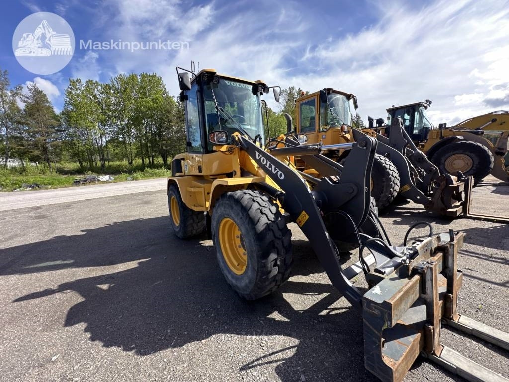 Volvo L 35 G - 휠 로더 : 사진 4 Volvo L 35 G - 휠 로더 : 사진 4