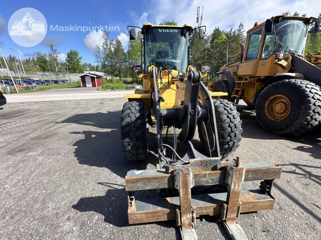 Volvo L 35 G - 휠 로더 : 사진 3 Volvo L 35 G - 휠 로더 : 사진 3