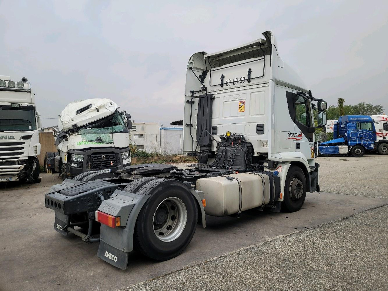 IVECO STRALIS 440S42 4X2 - 트랙터 유닛 : 사진 4 IVECO STRALIS 440S42 4X2 - 트랙터 유닛 : 사진 4