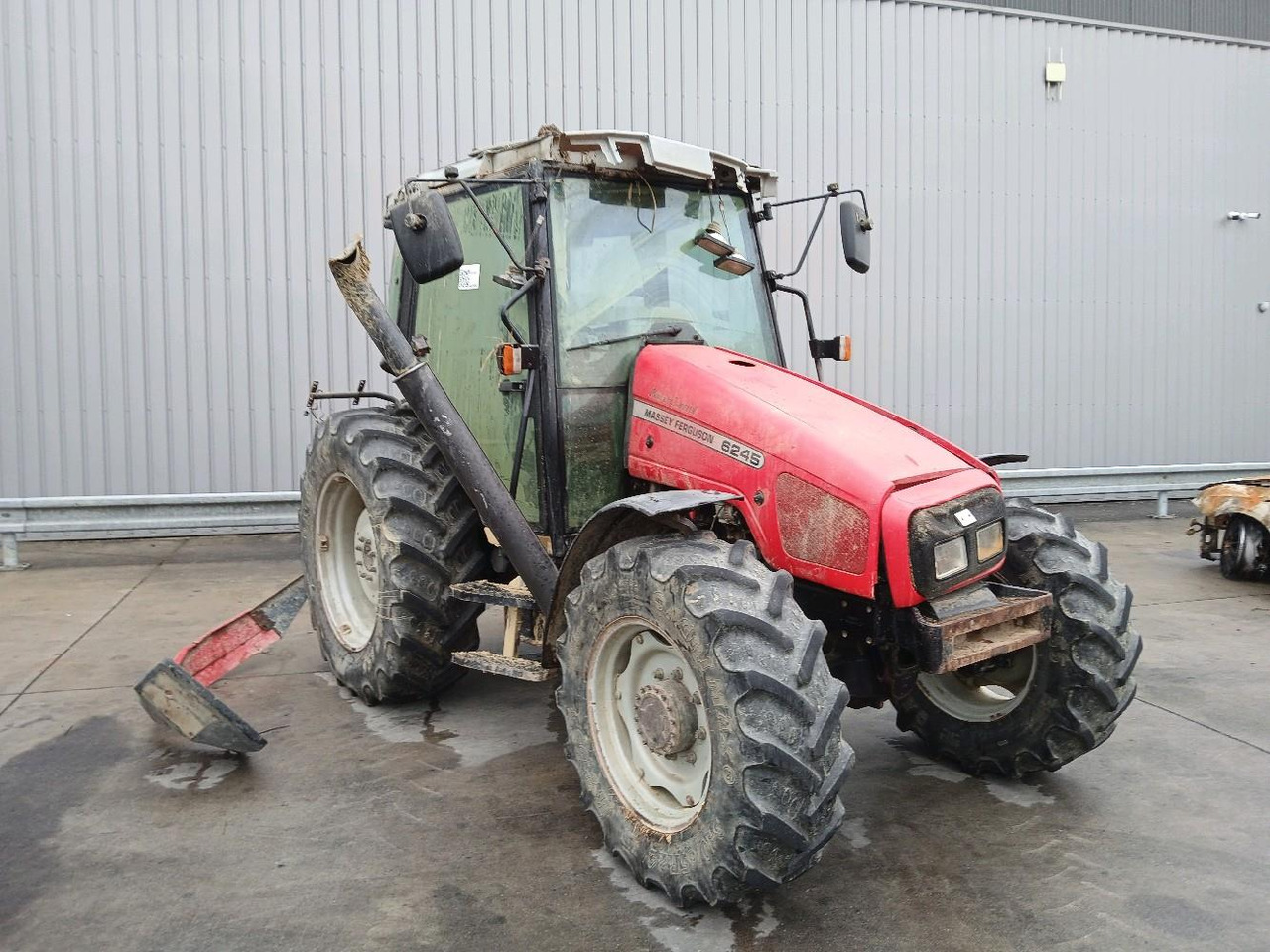 MASSEY FERGUSON 6245 - 장궤형 트랙터 : 사진 1 MASSEY FERGUSON 6245 - 장궤형 트랙터 : 사진 1