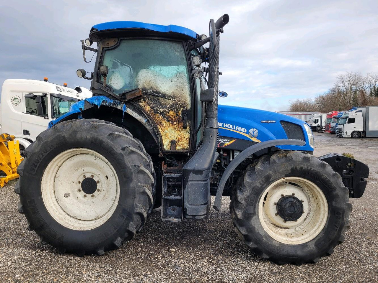 NEW HOLLAND T6.175 - 장궤형 트랙터 : 사진 3 NEW HOLLAND T6.175 - 장궤형 트랙터 : 사진 3