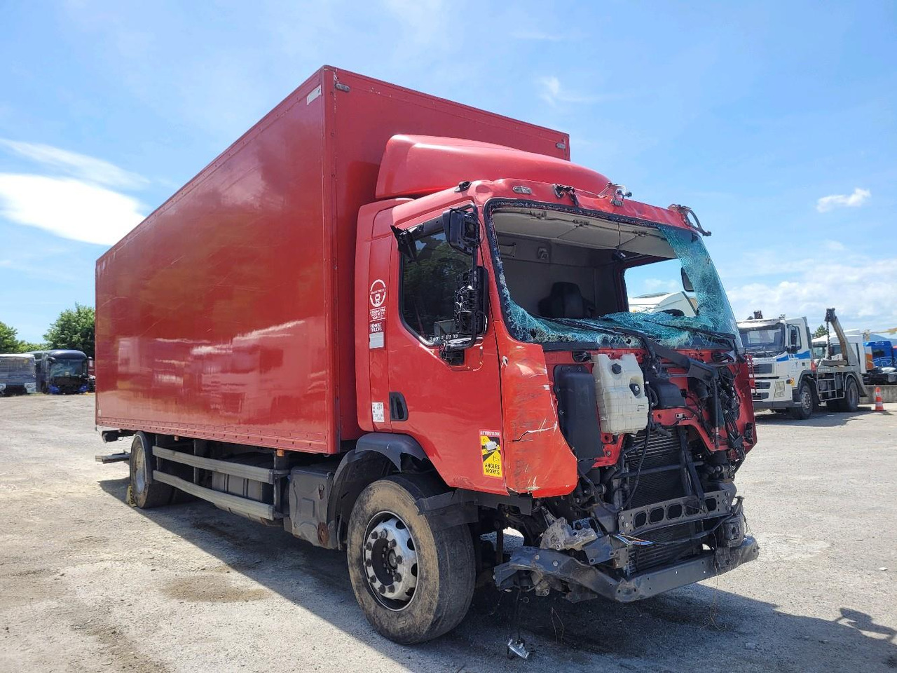 RENAULT D19 WIDE - 박스 트럭 : 사진 1 RENAULT D19 WIDE - 박스 트럭 : 사진 1