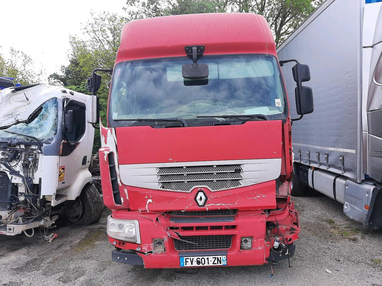 RENAULT PREMIUM 470 PLATEAU - 드롭사이드/ 플랫베드 트럭 : 사진 2 RENAULT PREMIUM 470 PLATEAU - 드롭사이드/ 플랫베드 트럭 : 사진 2