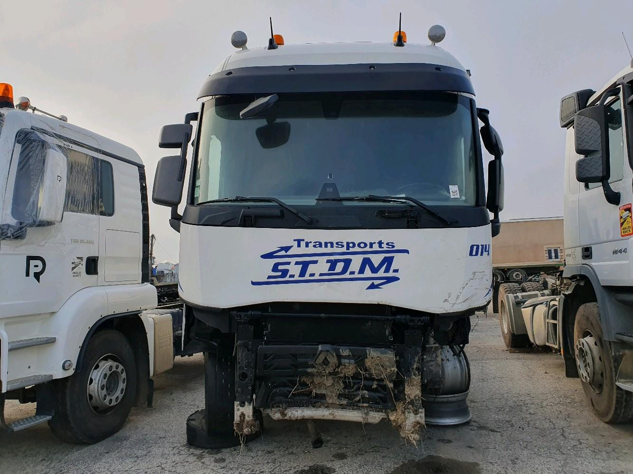 RENAULT T520 - 트랙터 유닛 : 사진 2 RENAULT T520 - 트랙터 유닛 : 사진 2