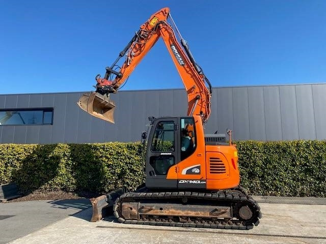 Doosan DX140 LCR-5 - 크롤러 굴삭기 : 사진 4 Doosan DX140 LCR-5 - 크롤러 굴삭기 : 사진 4