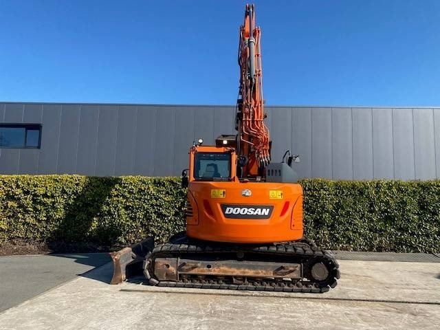 Doosan DX140LCR-5 - 크롤러 굴삭기 : 사진 3 Doosan DX140LCR-5 - 크롤러 굴삭기 : 사진 3