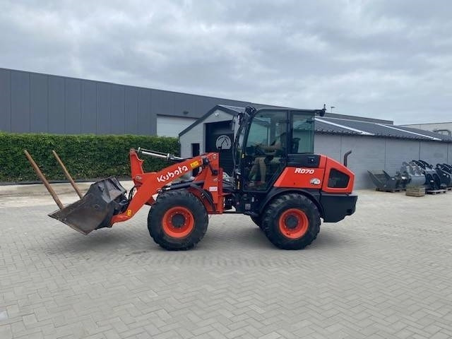 Kubota R 070  - 휠 로더 : 사진 2 Kubota R 070  - 휠 로더 : 사진 2