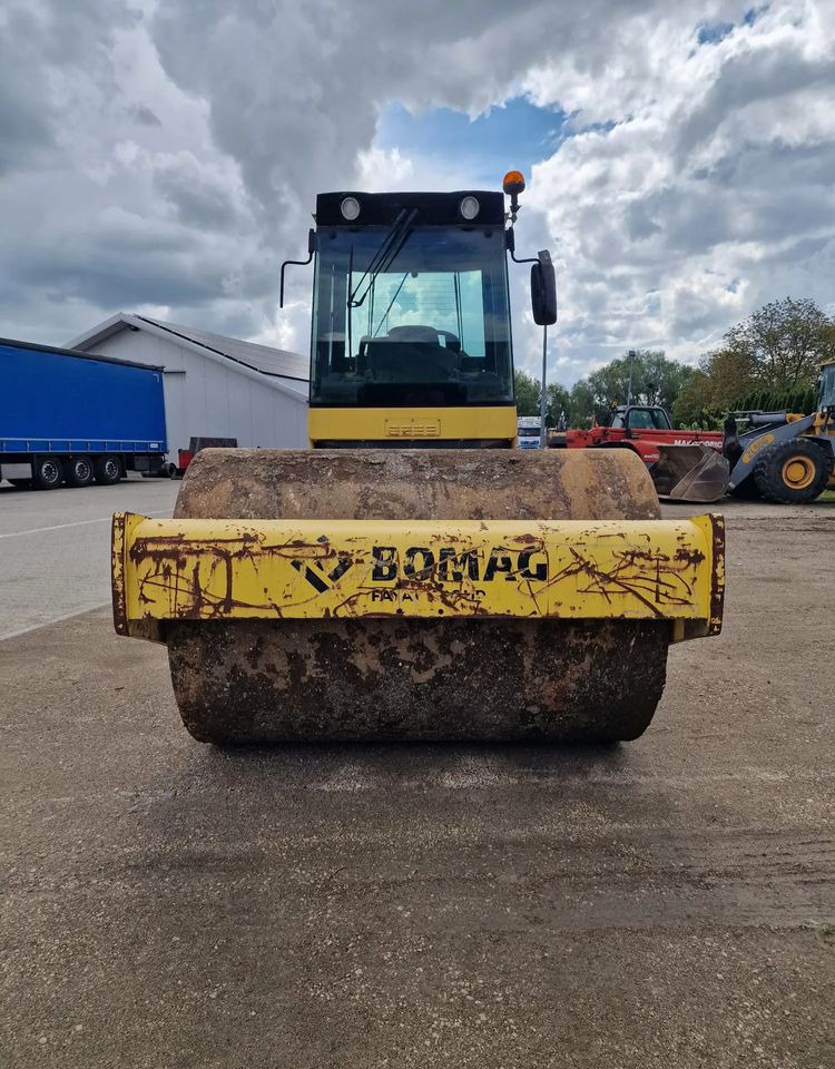 Bomag Bw 213 DH-4 - 롤러 : 사진 3 Bomag Bw 213 DH-4 - 롤러 : 사진 3